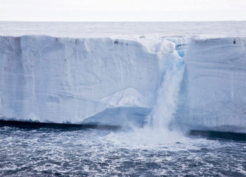 Nhà tiên tri Vanga dự đoán về thảm họa năm 2014