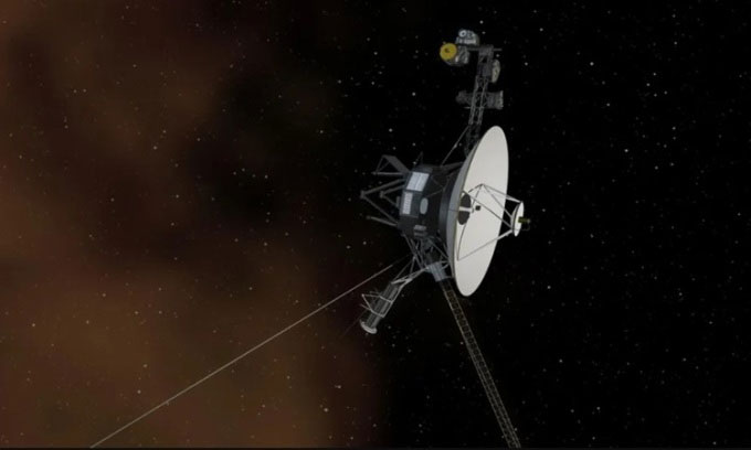 tau-voyager Mô phỏng tàu Voyager bay trong không gian.