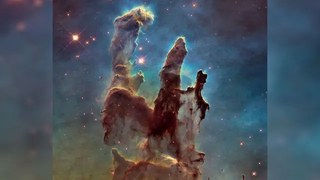 tinh-van-1 Pillars of Creation.