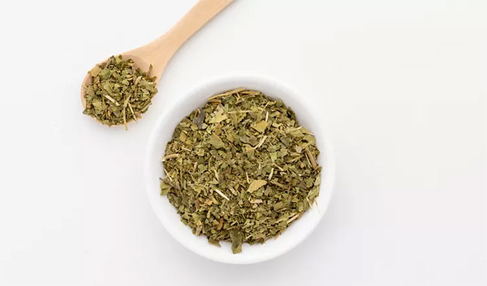 day-thia-canh-2-1 Cần lưu ý lựa chọn đúng dây thìa canh không bị pha lẫn với các loại cây khác.