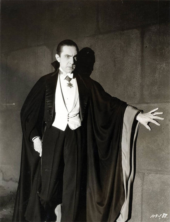 Diễn viên Bela Lugosi trong vai Dracula năm 1931.