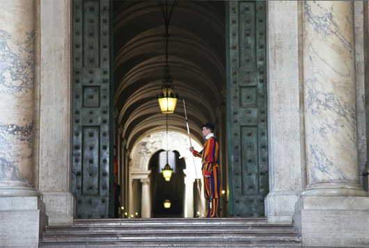 Đội vệ binh Thụy Sĩ đã bảo vệ Vatican và giáo hoàng từ năm 1506 10 điều thú vị về Vatican