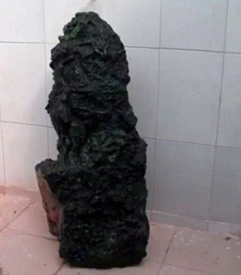 khoi-ngoc-bich Khối ngọc bích khổng lồ nặng 363kg.