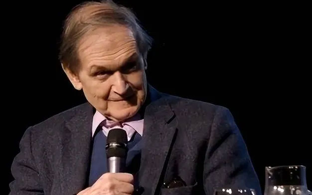roger-penrose Giáo sư Roger Penrose