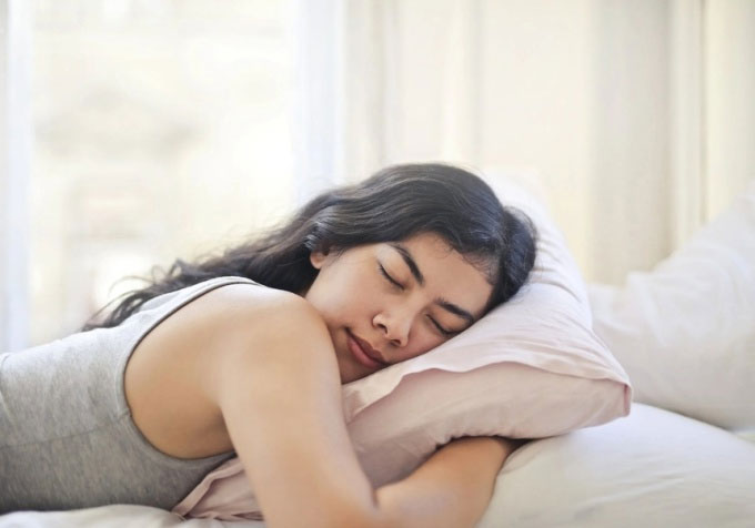 giac-ngu-ngon Kỹ thuật thở sâu giúp ngủ ngon.