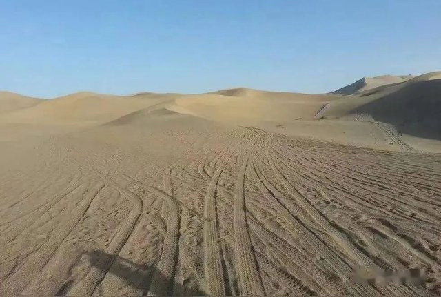 sa-mac-sahara-3 Trên thực tế, độ sâu của sa mạc còn phụ thuộc vào nhiều yếu tố