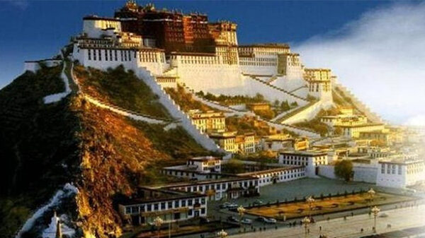 Một nửa số vàng trên thế giới nằm trong cung điện Potala?